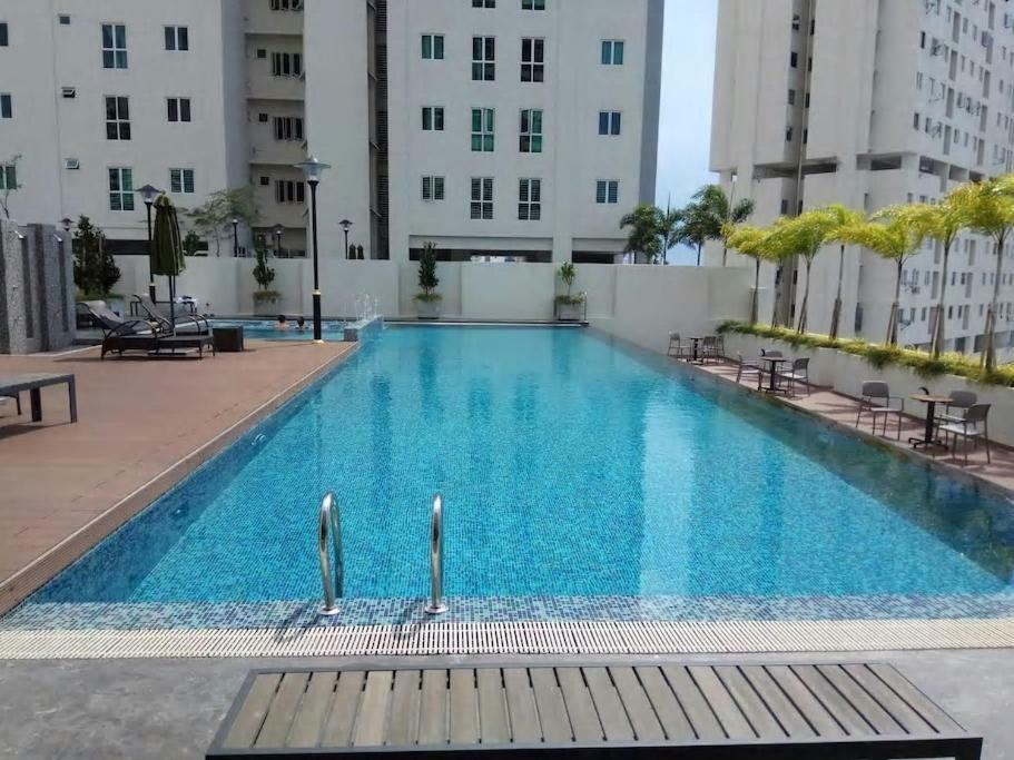 Penang Studio Suite In Georgetown מראה חיצוני תמונה